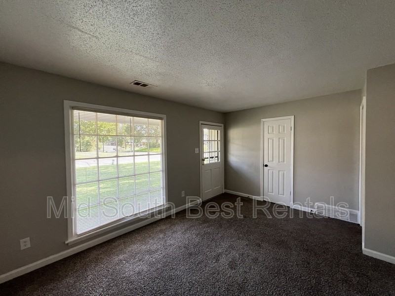 597 Western Park Drive - Photo 2 of 13