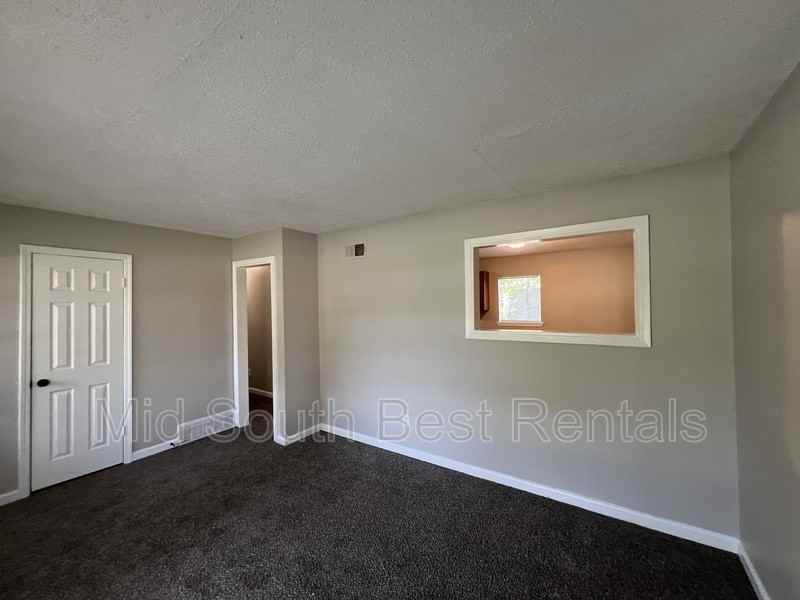 597 Western Park Drive - Photo 3 of 13