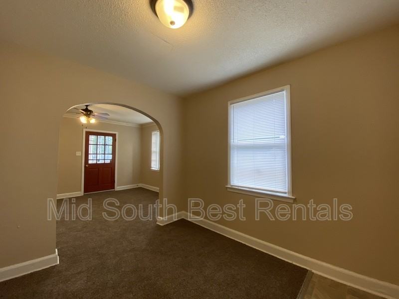 1517 Pendleton Street - Photo 5 of 12