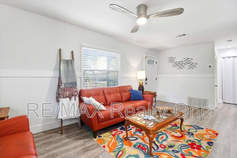 750 Ne 2nd Ave - Photo 3 of 43