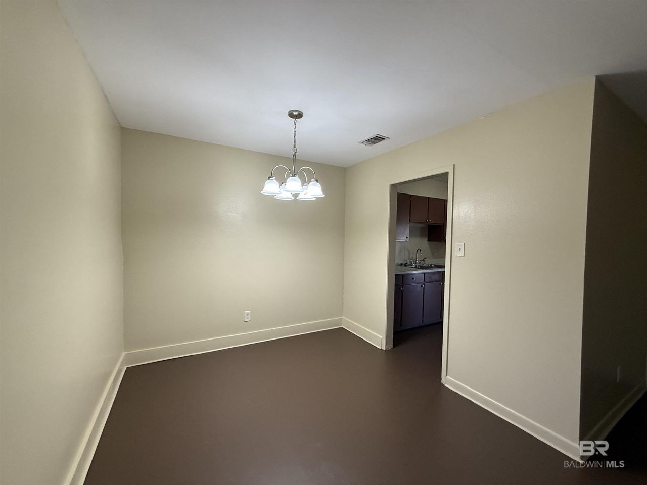 2505 Pollard Rd - Photo 6 of 16