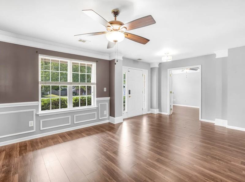 135 Elba Dr - Photo 5 of 32