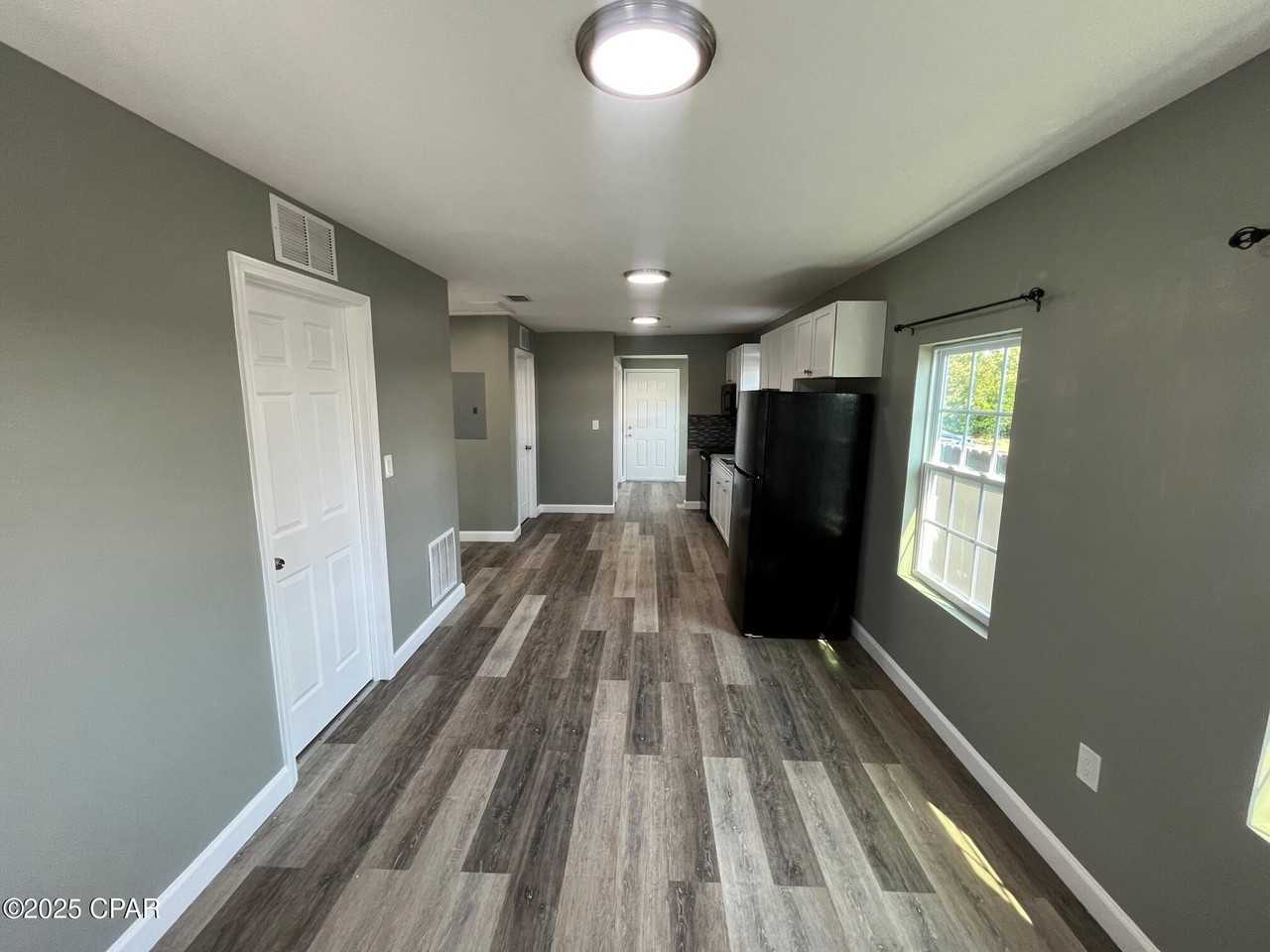 1706 Lake Ave Apt B #B - Photo 5 of 13