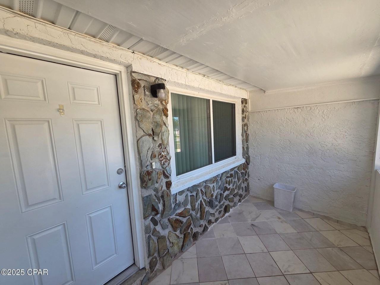 6216 Pridgen St - Photo 2 of 21