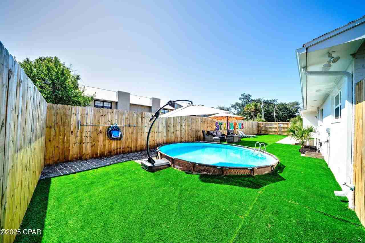 2615 West 11th Street - Photo 7 of 50