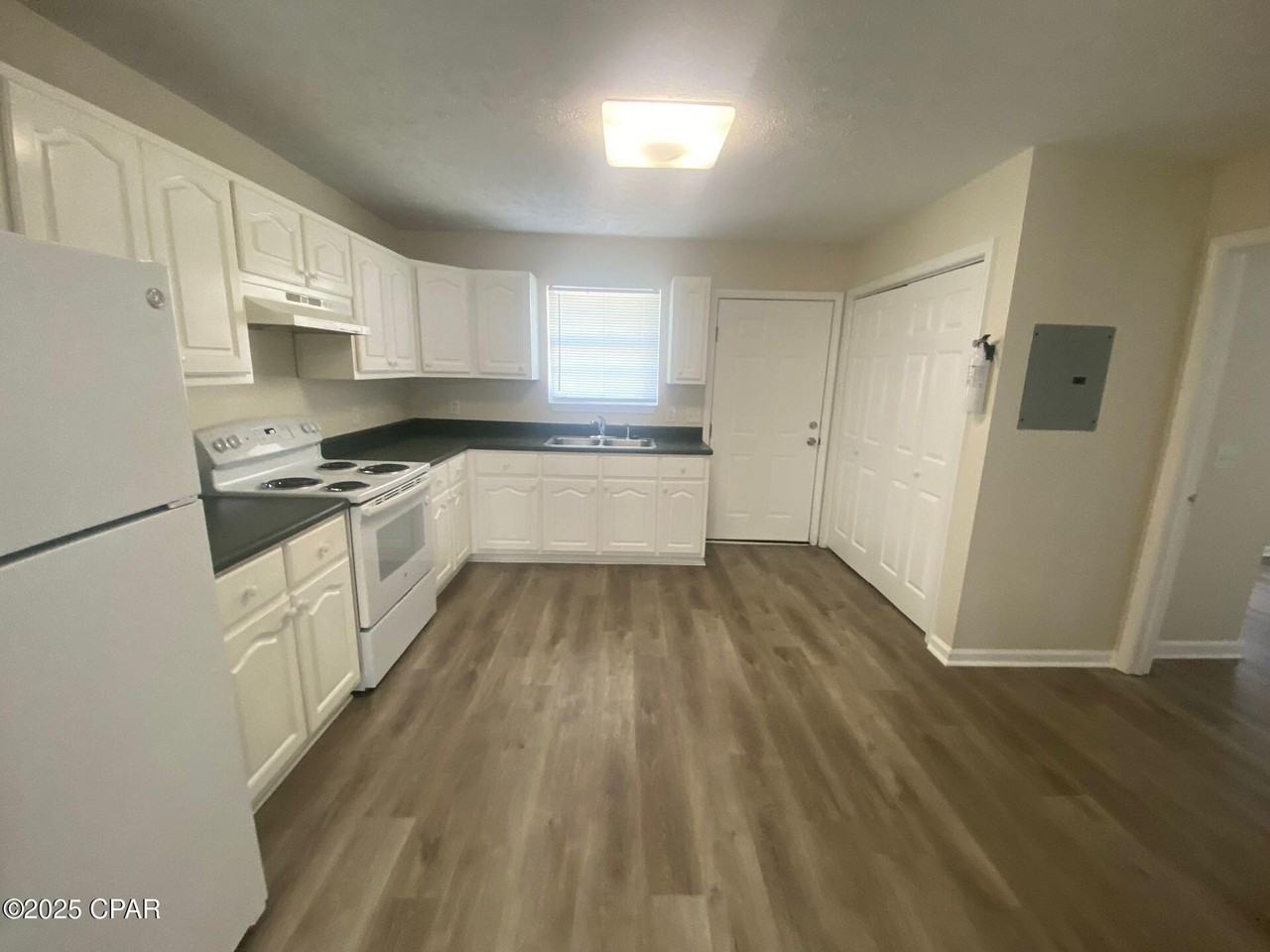 711 North 9th Street - Photo 6 of 14