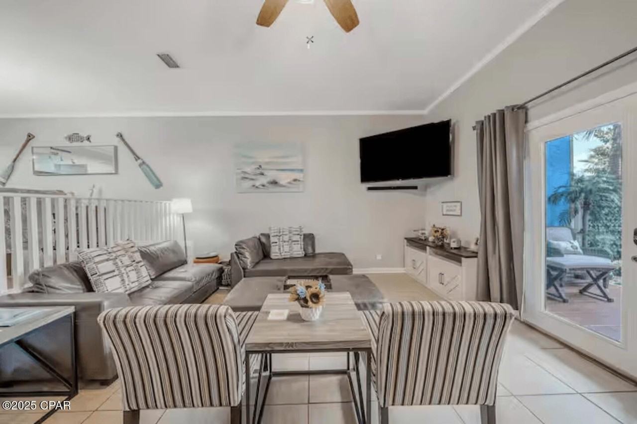 4123 Cobia Street - Photo 4 of 46