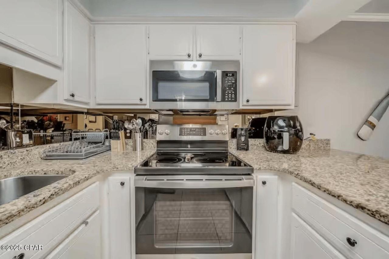 4123 Cobia Street - Photo 7 of 46