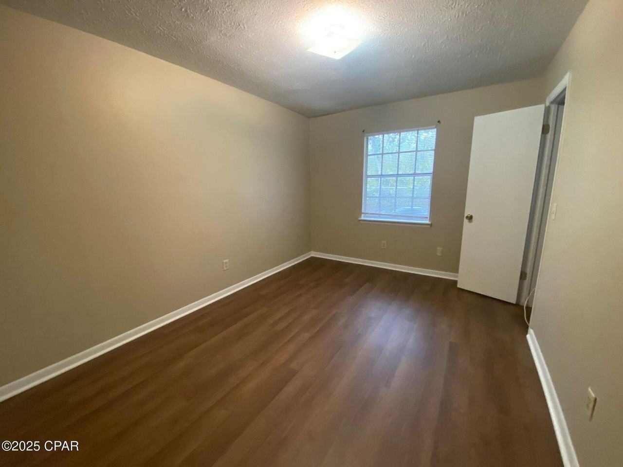 6707 E Highway 22 Apt E #E - Photo 5 of 11