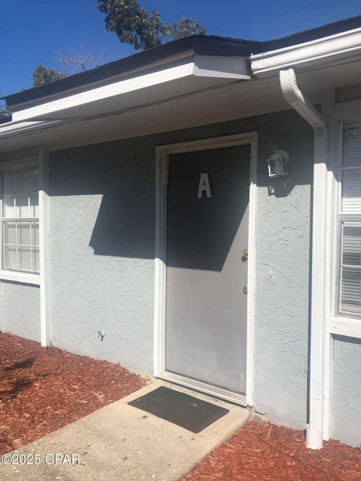 6707 E Highway 22 Apt A #A - Photo 2 of 6