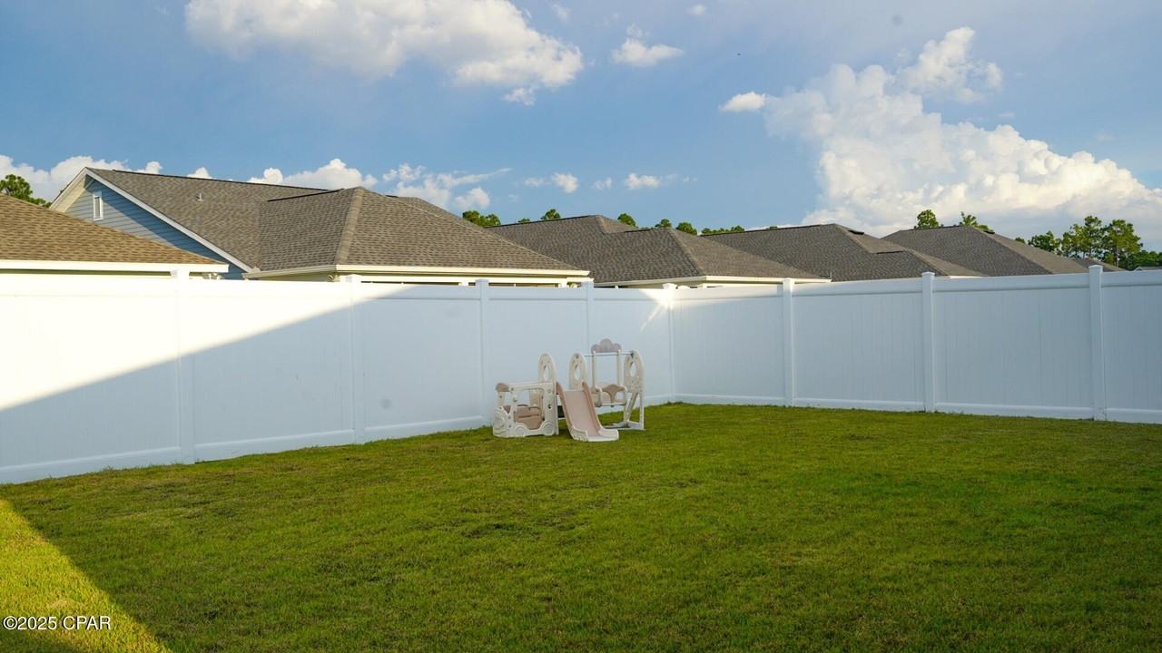 418 Locksley Drive - Photo 5 of 17