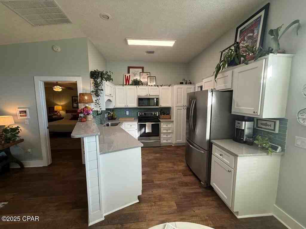 128 Seaclusion Circle - Photo 2 of 15