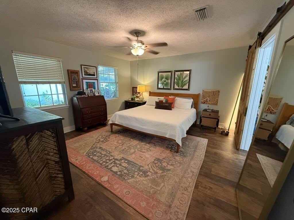 128 Seaclusion Circle - Photo 6 of 15