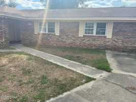 featured image of 102 Herschel Court