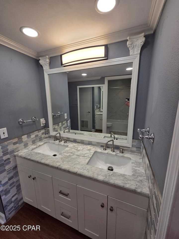 3614 Tiki Dr Apt 417 #417 - Photo 6 of 7