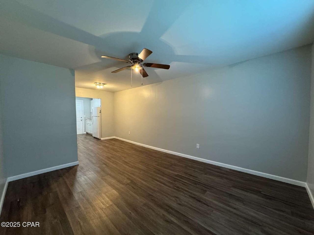 4006 E 11th St Apt D #D - Photo 5 of 12