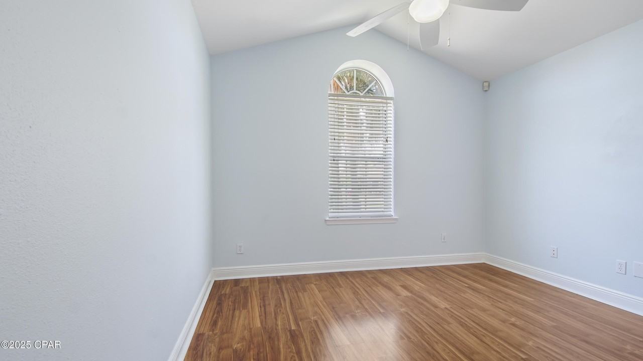 139 Bonaire Dr - Photo 6 of 41