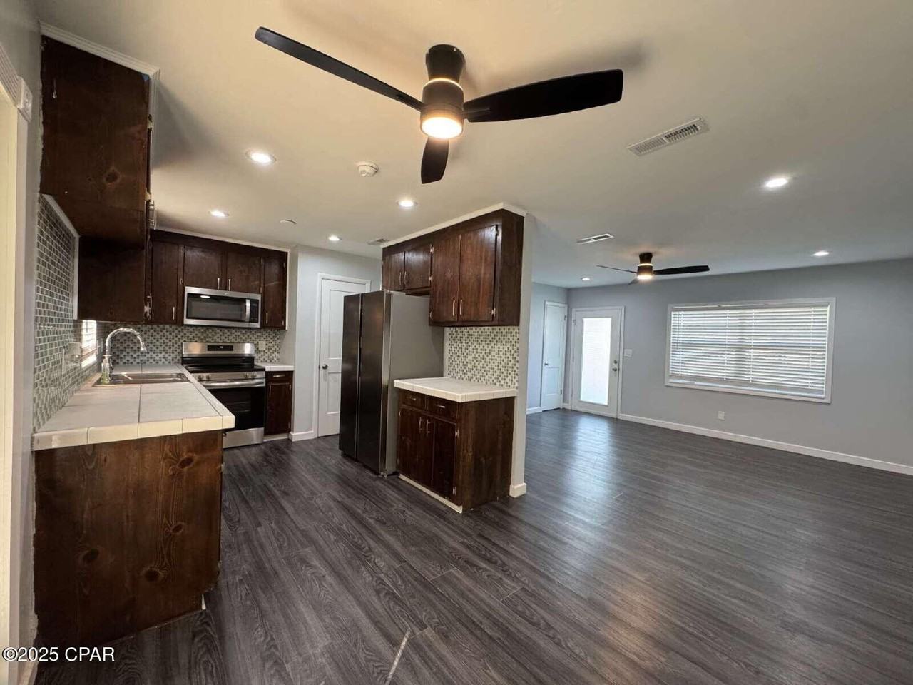 1220 Tennessee Ave - Photo 3 of 19