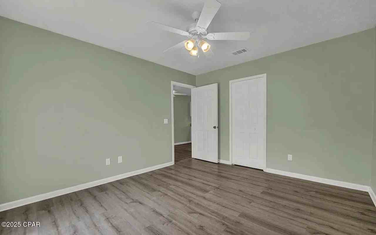 9030 Houston St - Photo 6 of 11