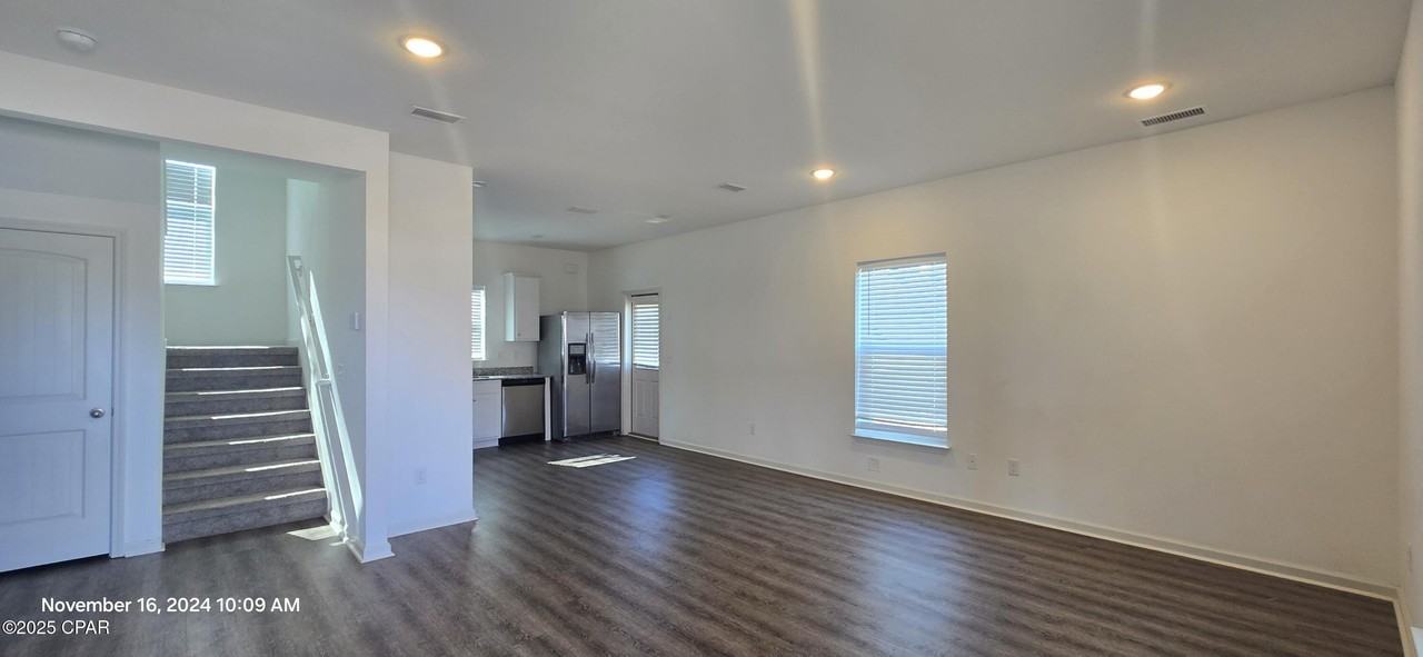 11641 Poston Rd - Photo 3 of 16