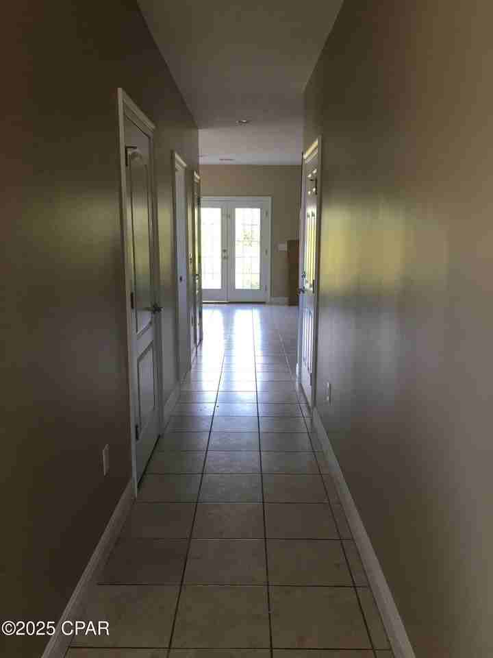 405 Judy Place - Photo 3 of 15