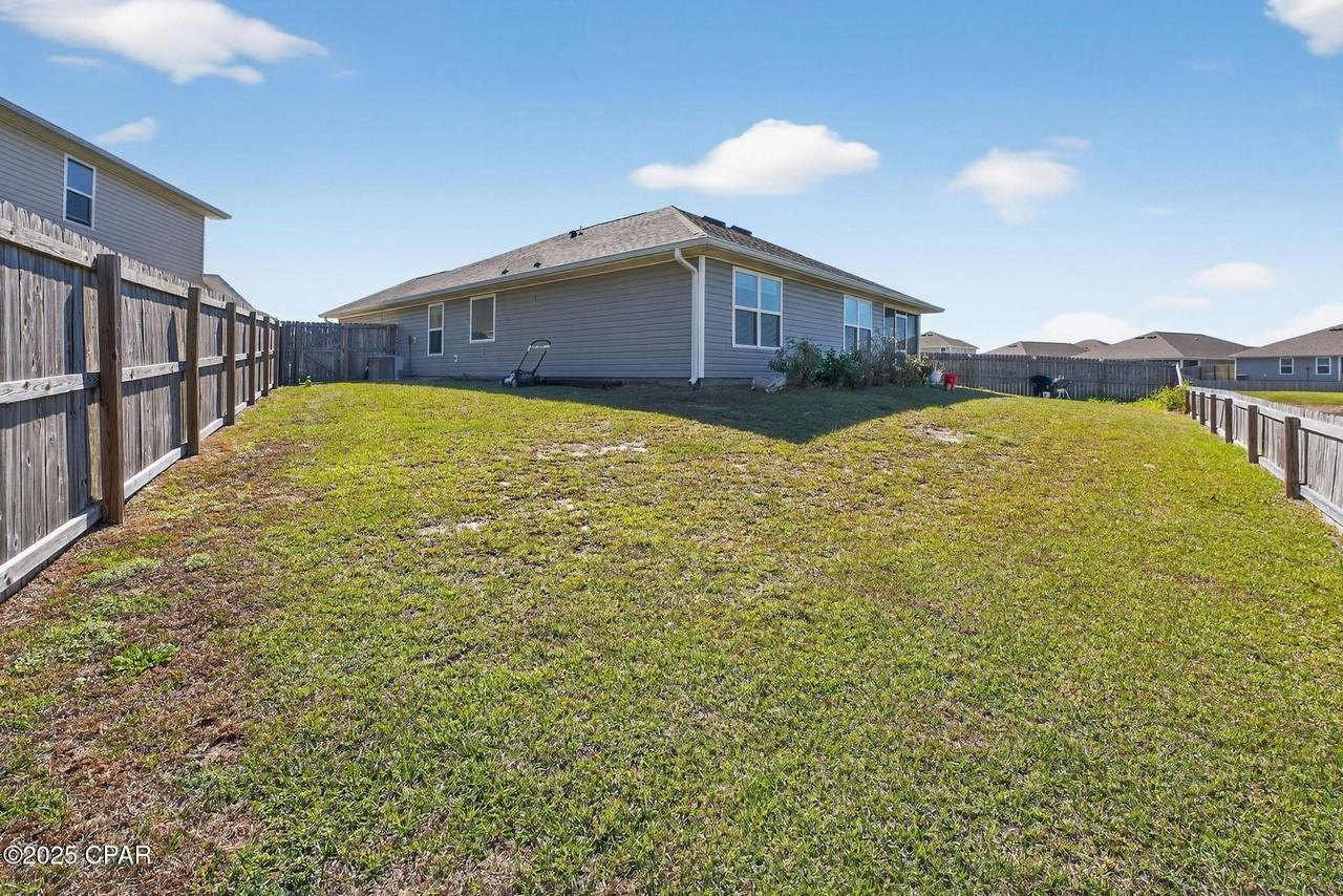 263 Red Bay Road - Photo 4 of 18