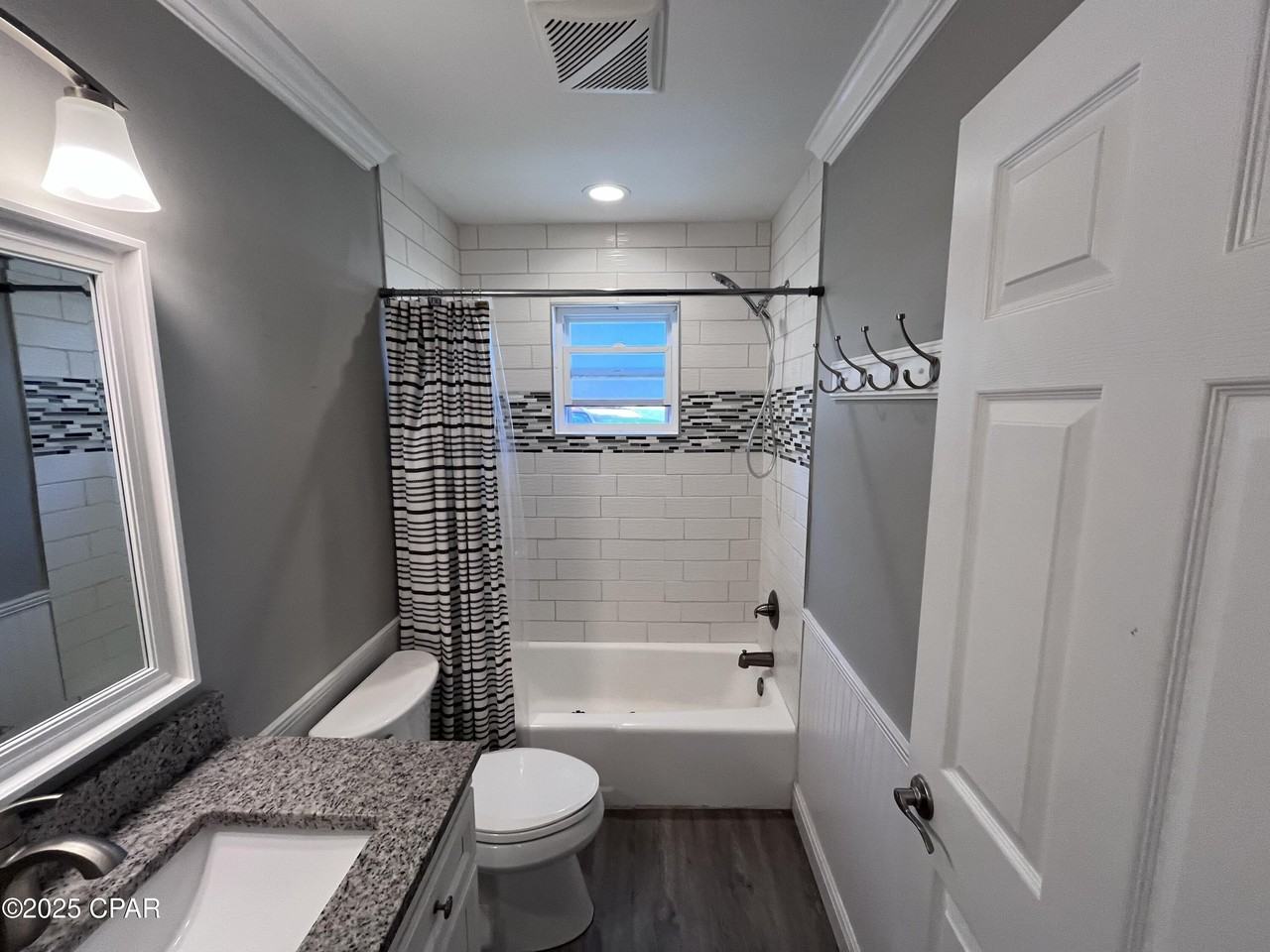 101 Villa Court - Photo 6 of 9