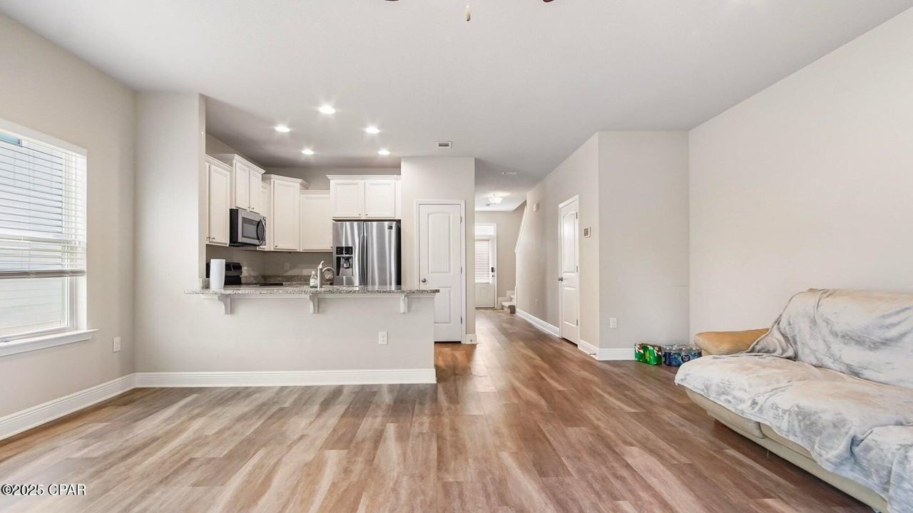 65 Crossing Ln Unit F #F - Photo 3 of 6