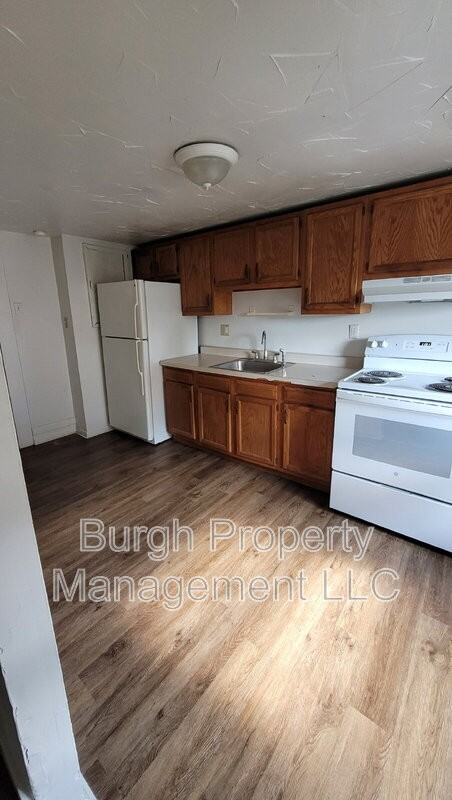 725 Addison St #3 - Photo 2 of 9