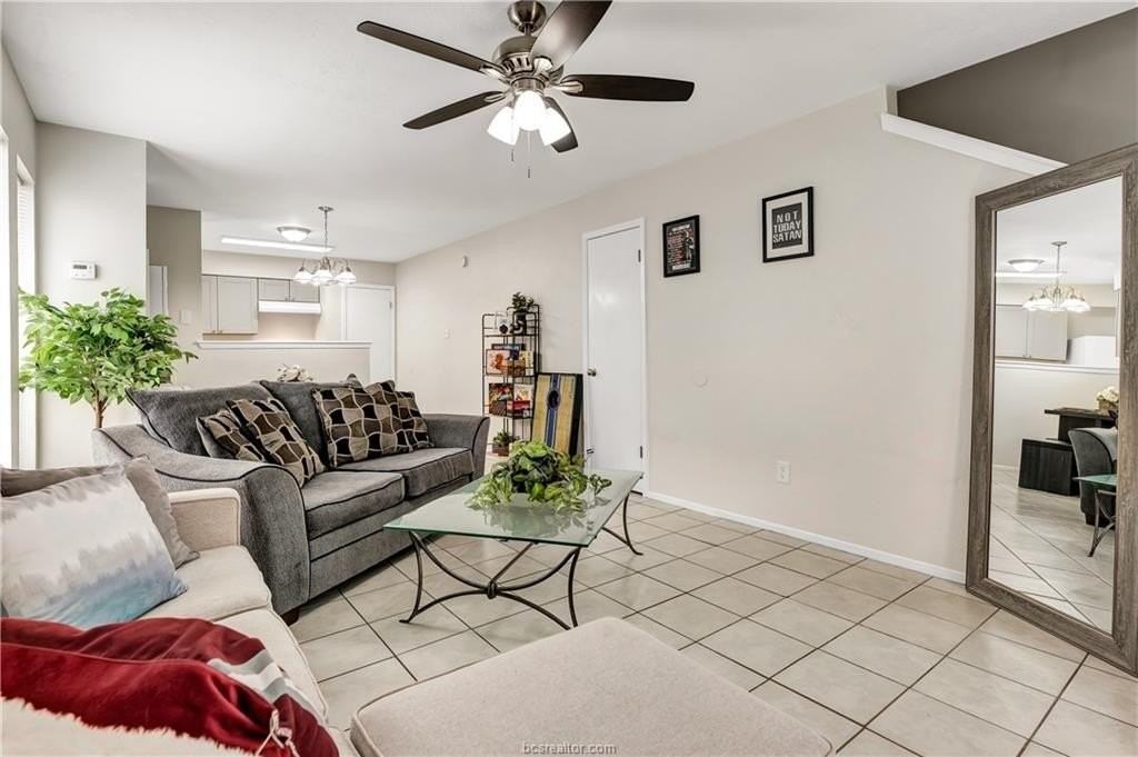 1516 Hawk Tree Dr #C - Photo 3 of 15