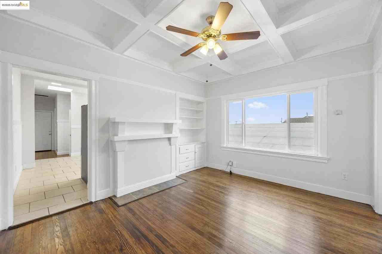 685 37th Street #687 - Photo 7 of 21