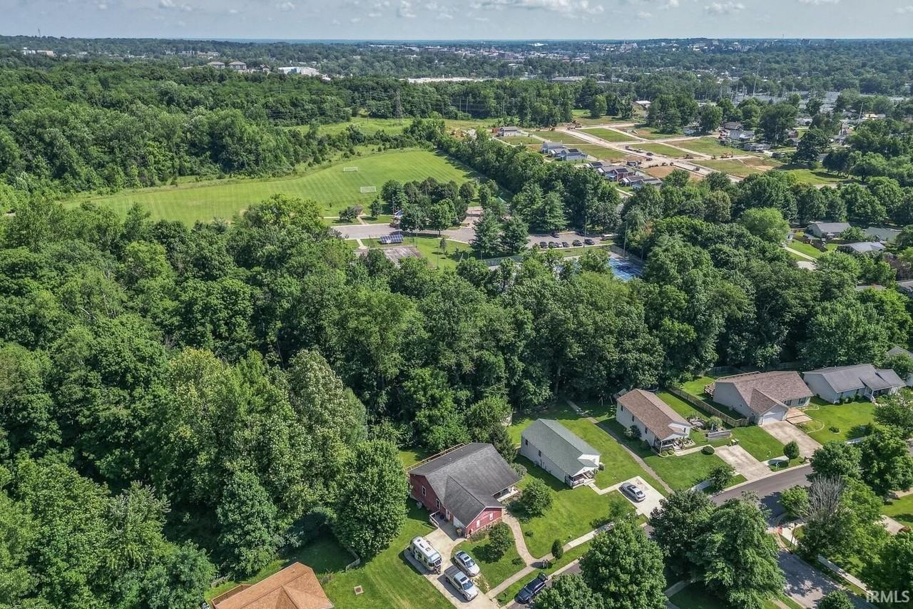 1106 West Countryside Lane - Photo 6 of 36