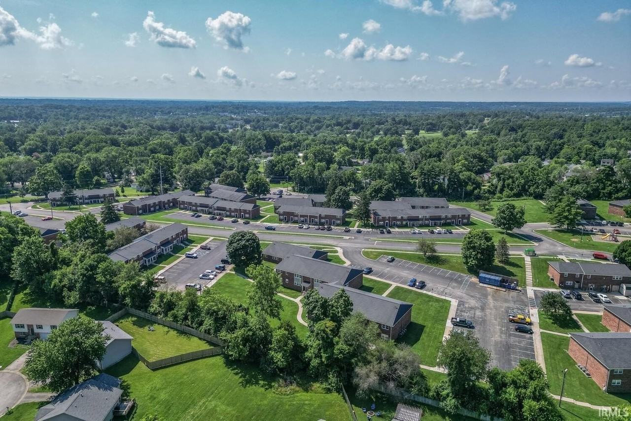 1106 West Countryside Lane - Photo 7 of 36