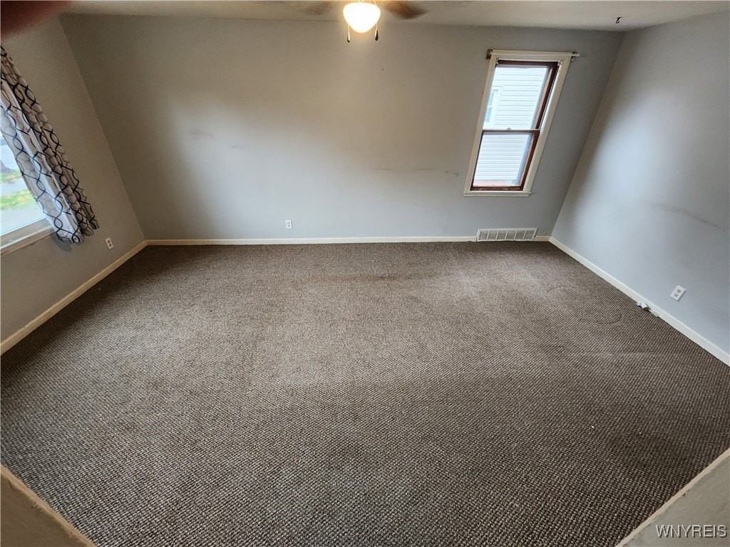 27 Folger St - Photo 7 of 16