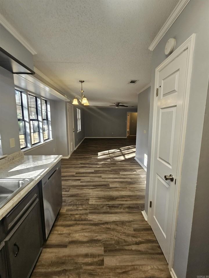 3501 Henson Pl - Photo 6 of 22