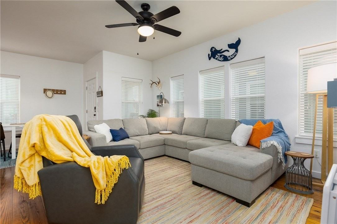 519 W Avenue C Unit B #B - Photo 6 of 34