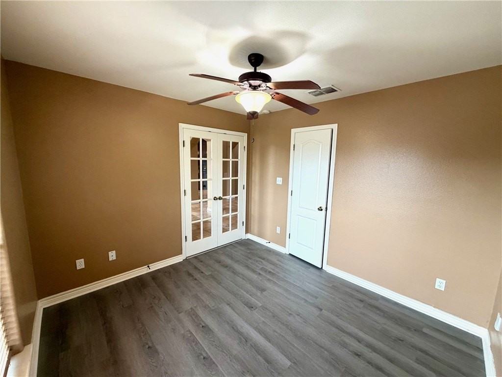 4113 Queen Jane Street - Photo 4 of 19