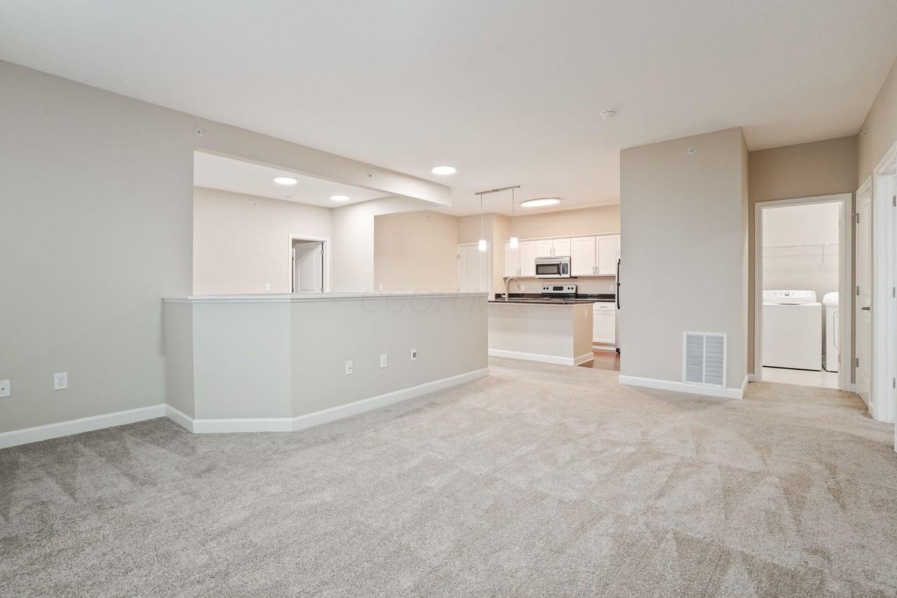 5148 Foxtail Pine St - Photo 7 of 31