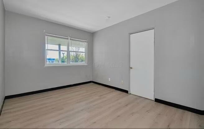 464 E Norwich Ave #464D - Photo 6 of 10