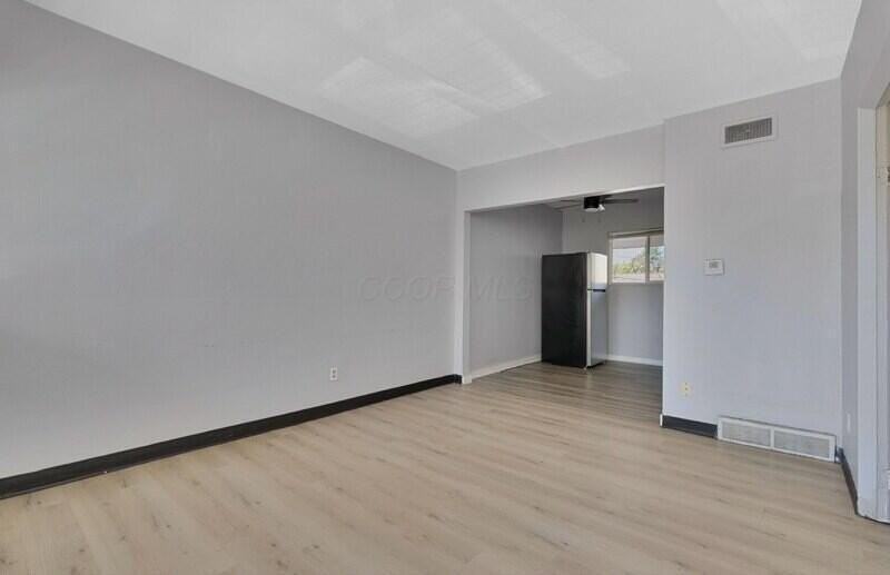 464 E Norwich Ave #482C - Photo 5 of 11