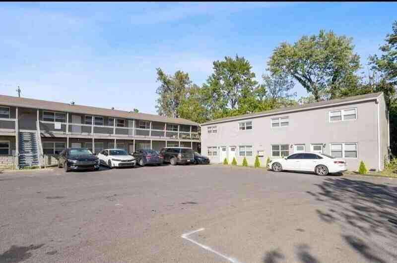 464 E Norwich Ave #474A - Photo 2 of 8
