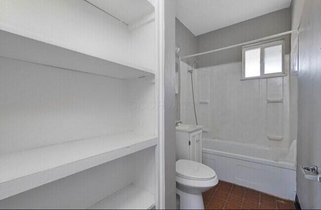 464 E Norwich Ave #474-1-2B - Photo 7 of 7