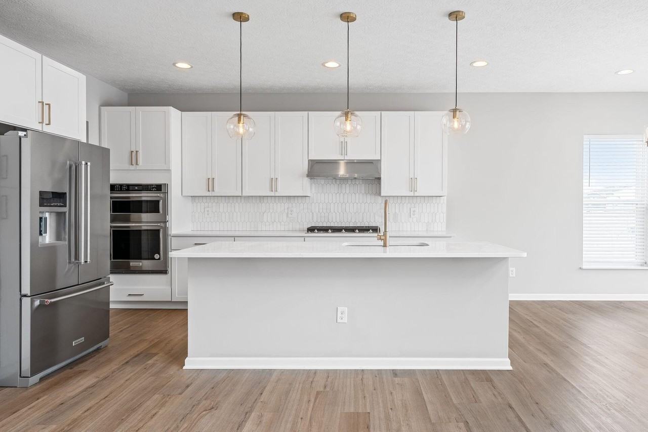 3887 Moors Edge Ln - Photo 6 of 24