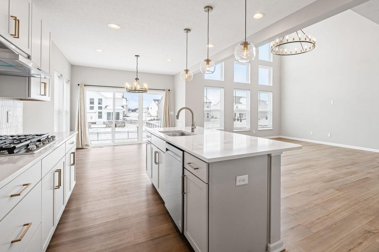 3887 Moors Edge Ln - Photo 7 of 24