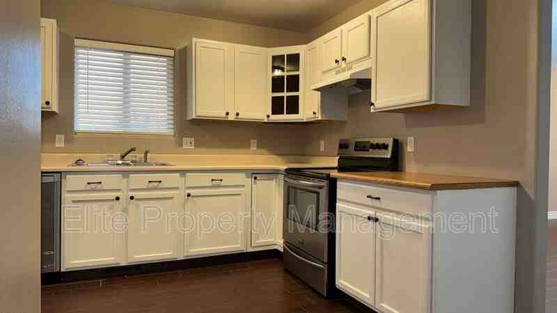 788 S Knox Dr - Photo 6 of 29