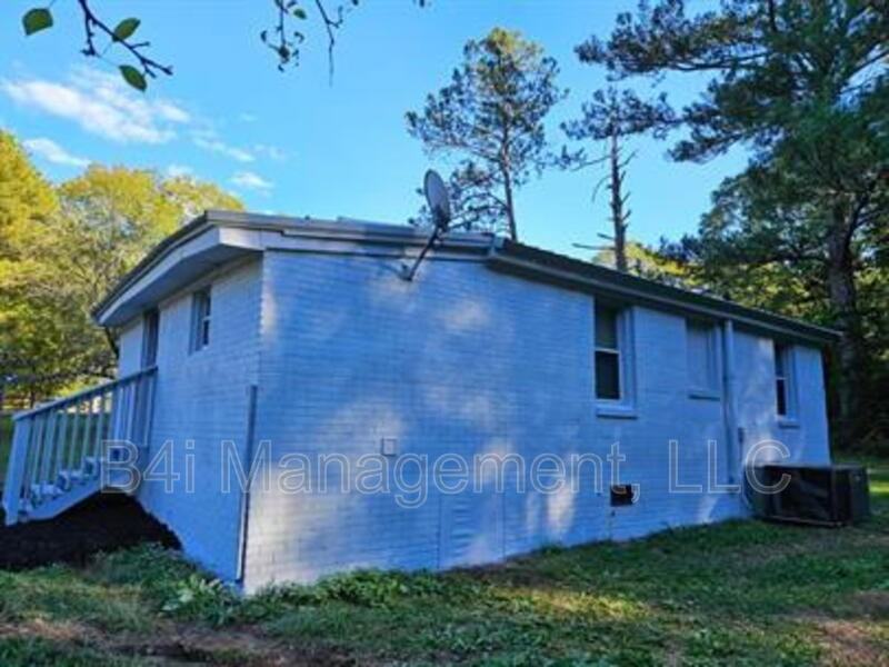 117 Oak Drive - Photo 3 of 14