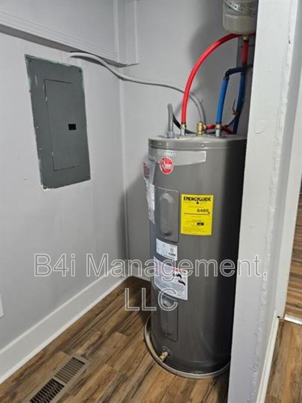 117 Oak Drive - Photo 4 of 14