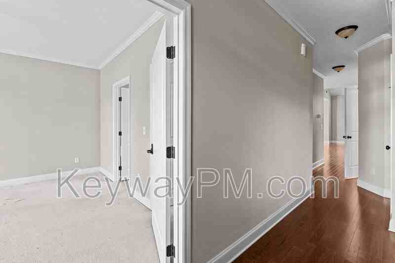 1508 Georgia Ave #5 - Photo 4 of 33