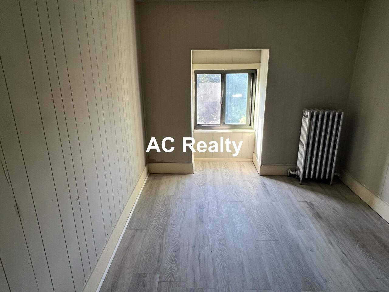 14 Monument Sq #11 - Photo 6 of 7