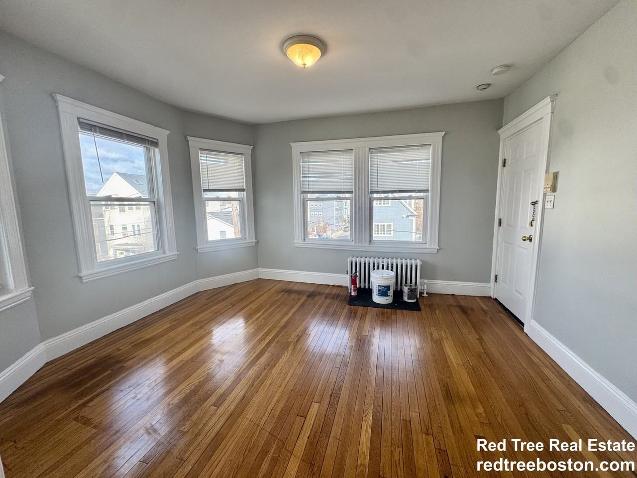 55 Brookley Rd #3R - Photo 3 of 17